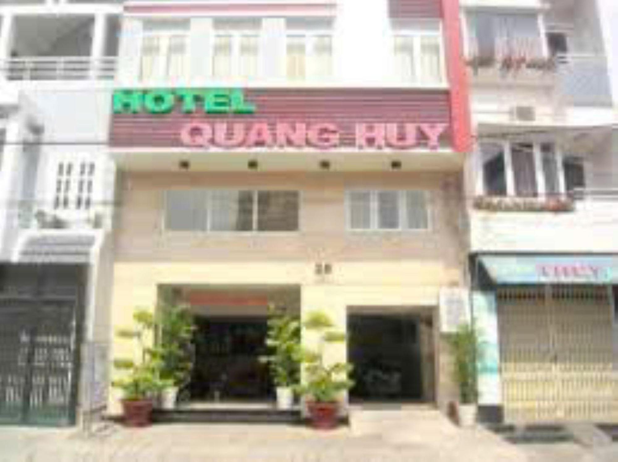 Khách sạn Quang Huy *